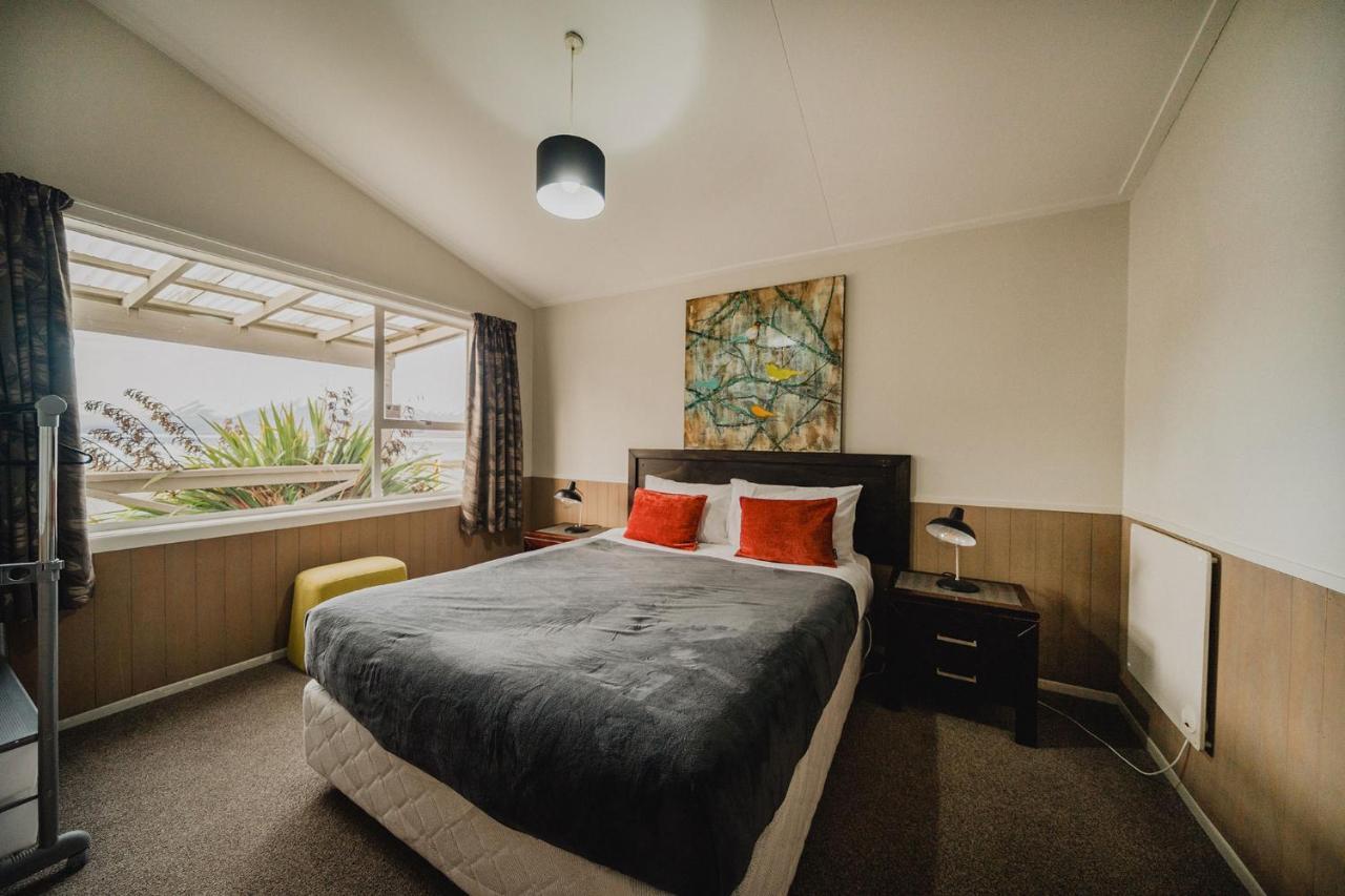 Lakes Edge Holiday Park Lake Tekapo Exterior photo